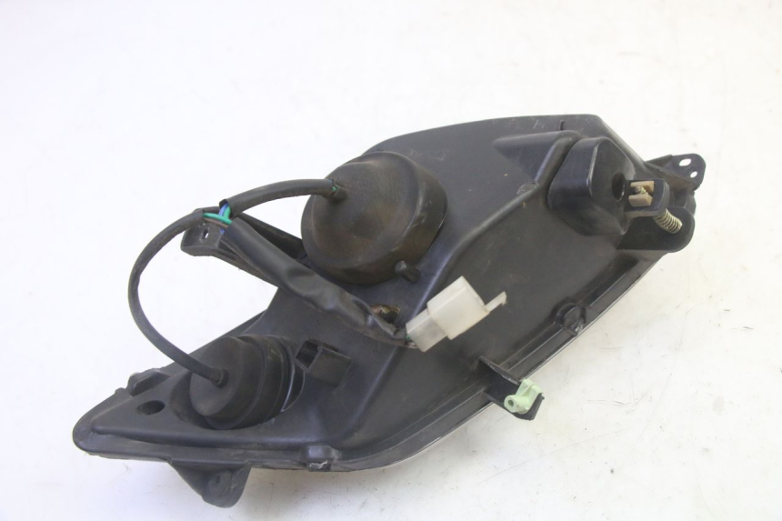 photo de FANALE ANTERIORE PEUGEOT CITYSTAR 50 (2013 - 2017) - Altra vista dell'articolo