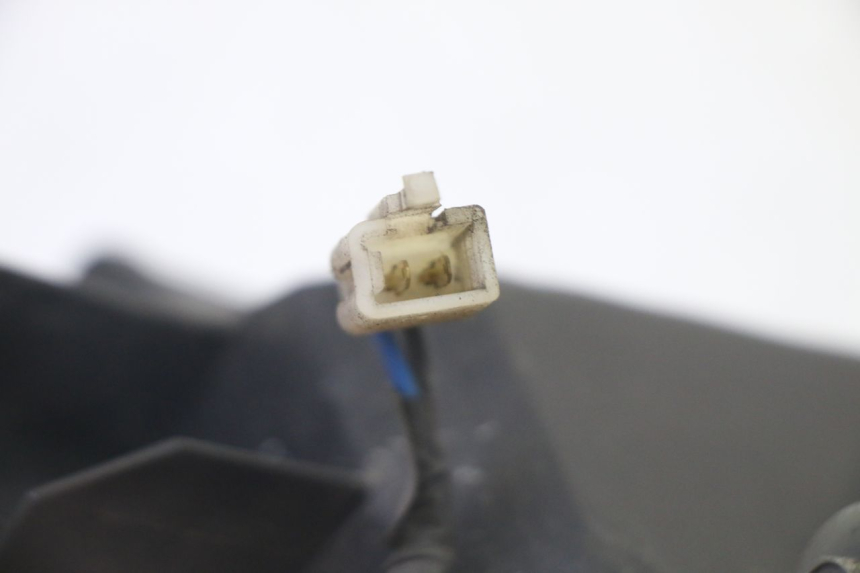 photo de FARO ANTERIORE YAMAHA CYGNUS X INJECTION 125 (2007 - 2013) - Primo piano ad alta risoluzione