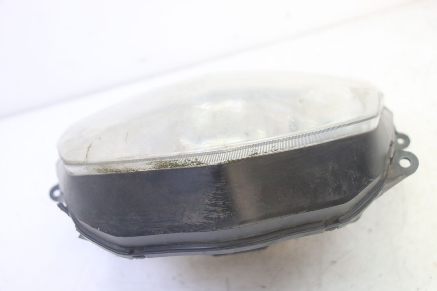 photo de FARO ANTERIORE YAMAHA CYGNUS X INJECTION 125 (2007 - 2013) - Dettagli dei punti di fissaggio