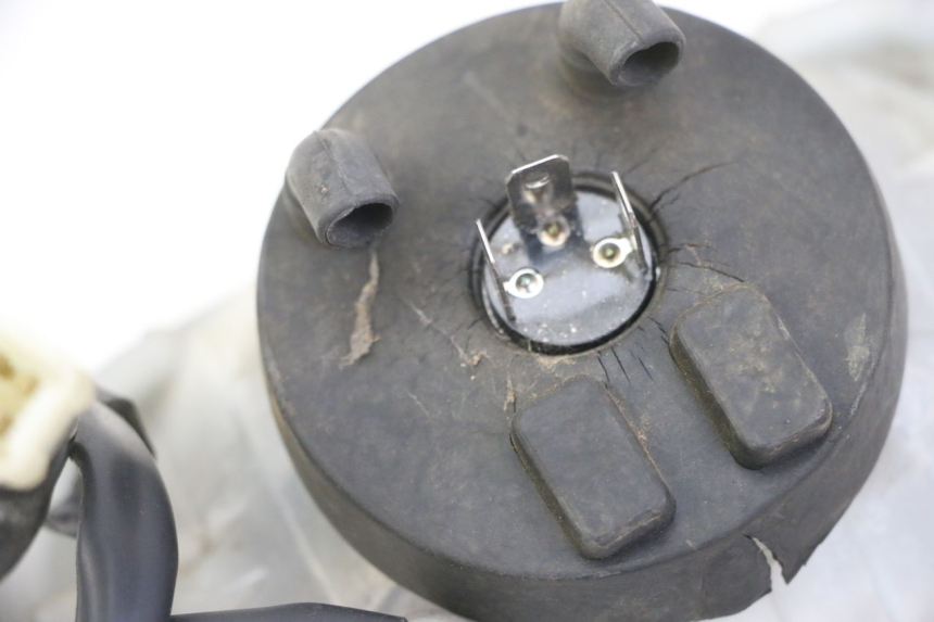 photo de FARO ANTERIORE DAELIM BESBI 125 (2007 - 2008) - Altra angolazione