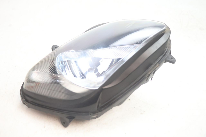 photo de FARO ANTERIORE DESTRA SUZUKI BURGMAN EXECUTIVE ABS 650 (2006 - 2012) - Zoom sullo stato d'uso