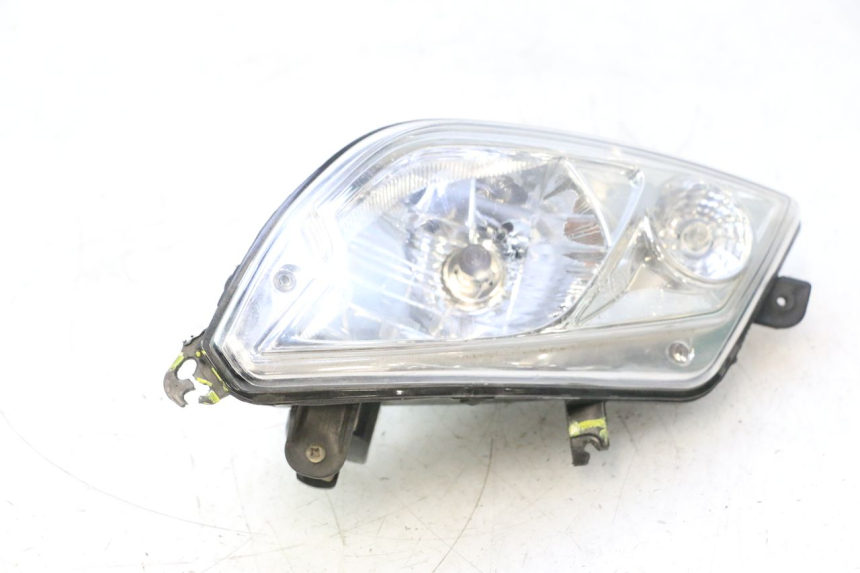 photo de FANALE ANTERIORE DESTRO PEUGEOT CITYSTAR 2T 50 (2018 - 2021) - Dettaglio del componente