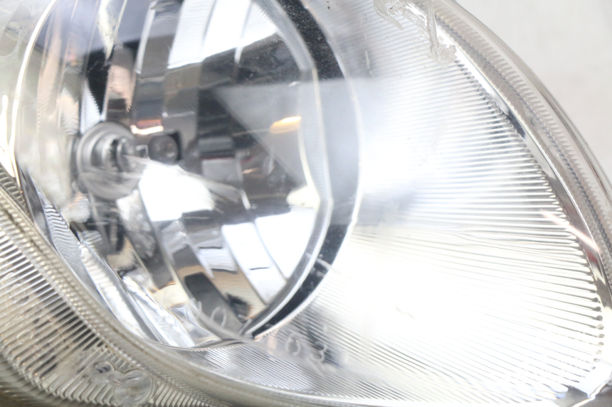 photo de FANALE ANTERIORE DESTRO HONDA FJS SILVERWING SILVER WING 400 (2009 - 2016) - Dettagli dei punti di fissaggio