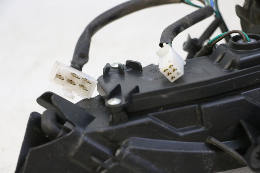 photo de FARO ANTERIORE DESTRA SYM JOYMAX 125 (2010 - 2017) - Dettaglio del componente