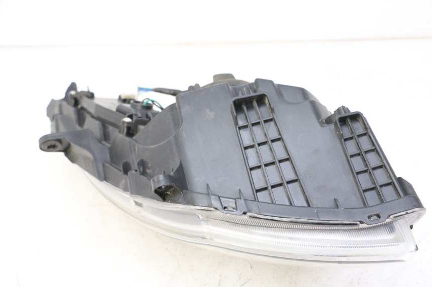 photo de FARO ANTERIORE DESTRA SYM JOYMAX 125 (2010 - 2017) - Dettagli dei punti di fissaggio