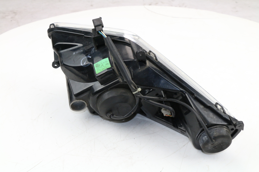 photo de FANALE ANTERIORE DESTRO PEUGEOT SATELIS COMPRESSOR K15 125 (2006 - 2009) - Ricambio usato controllato