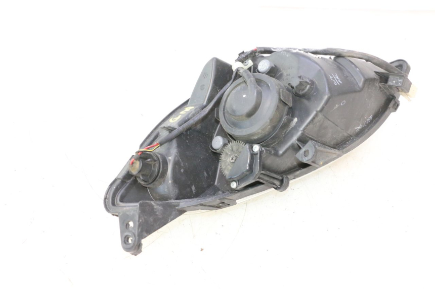 photo de FARO ANTERIORE DESTRA PEUGEOT SATELIS 125 (2013 - 2018) - Altra angolazione