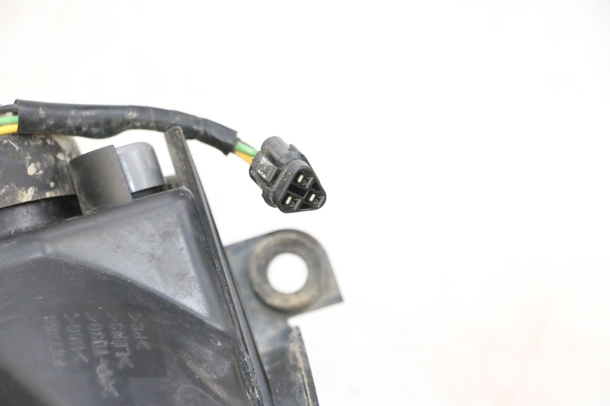 photo de FARO ANTERIORE DESTRA YAMAHA YFM R RAPTOR 250 (2008 - 2014) - Primo piano tecnico