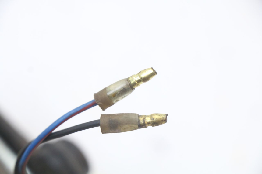 photo de FARO ANTERIORE YAMAHA DTLC 125 (1982 - 1987) - Dettagli dei punti di fissaggio