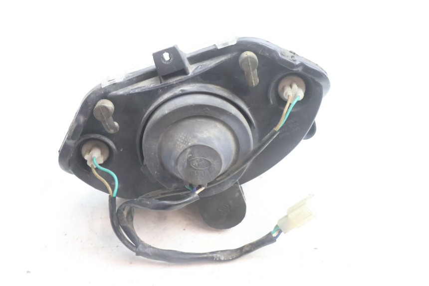 photo de FARO ANTERIORE CF MOTO E-CHARM 125 (2005 - 2008) - Primo piano tecnico