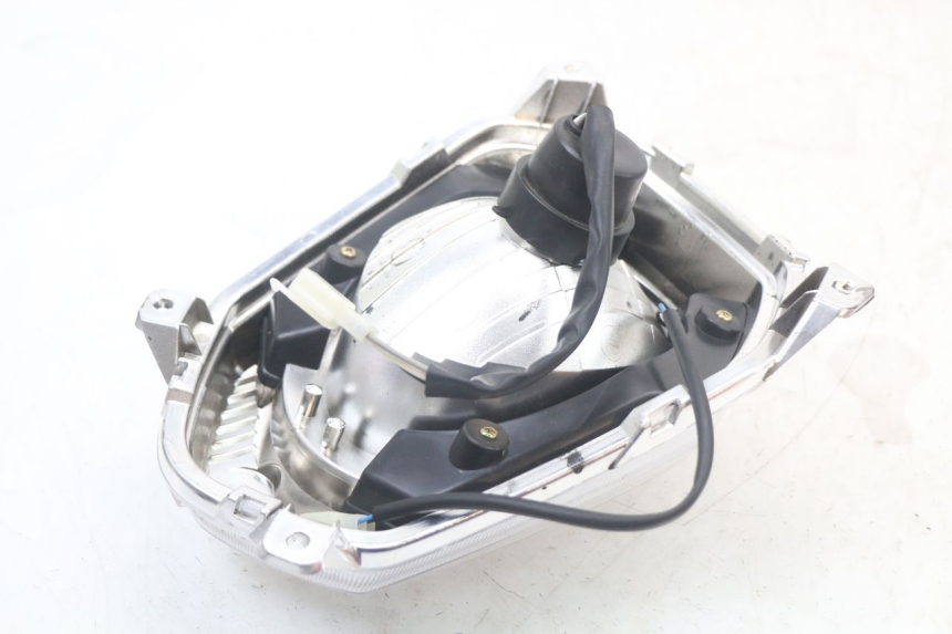 photo de FARO ANTERIORE WAYSCRAL E-START 1 (2018 - 2022) - Dettagli dei punti di fissaggio