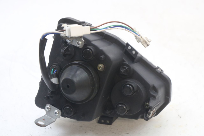 photo de FARO ANTERIORE EBROH BRAVO GLE 1 (2020 - 2024) - Stato della superficie e materiale