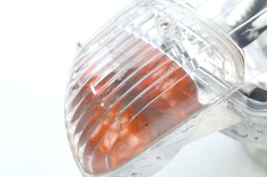 photo de FARO ANTERIORE PEUGEOT ELYSEO 50 (1998 - 2001) - Primo piano tecnico