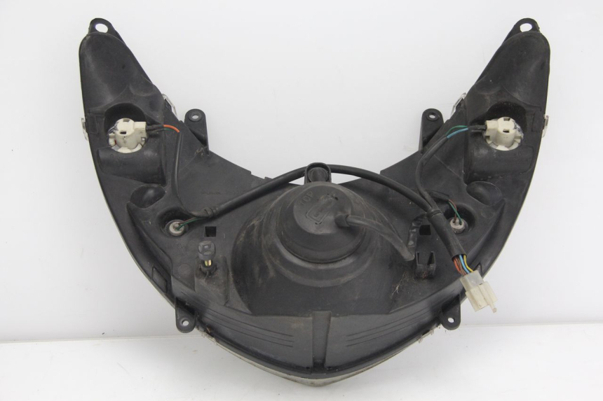 photo de FANALE ANTERIORE PEUGEOT ELYSTAR 125 (2002 - 2007) - Primo piano tecnico