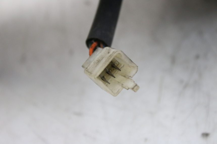 photo de FANALE ANTERIORE PEUGEOT ELYSTAR 50 (2002 - 2014) - Zoom sullo stato d'uso