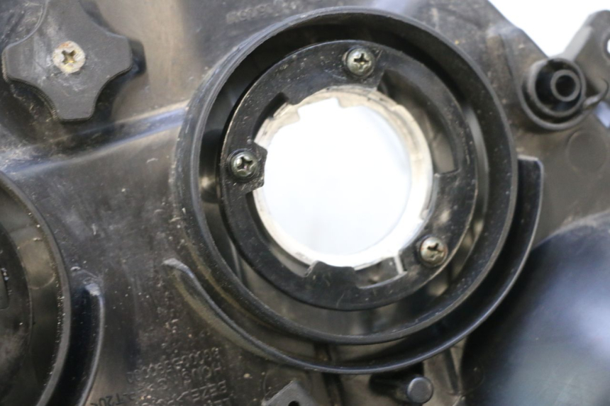 photo de FARO ANTERIORE KEEWAY F-ACT FACT EVO 50 (2020 - 2026) - Dettaglio del componente