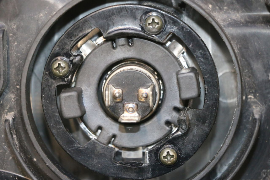photo de FARO ANTERIORE KEEWAY F-ACT FACT EVO 50 (2020 - 2026) - Angolazione alternativa