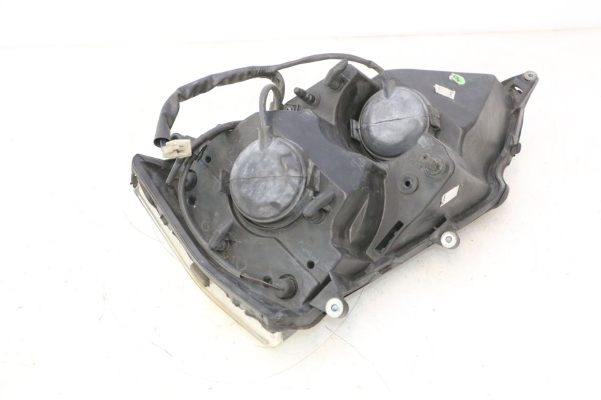 photo de FANALE ANTERIORE HONDA FES PANTHEON 125 (2003 - 2007) - Primo piano tecnico