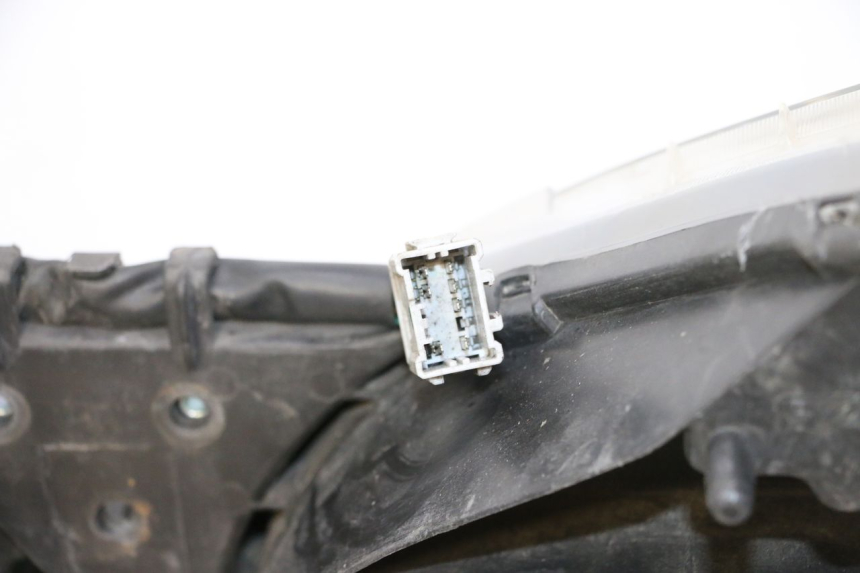 photo de FANALE ANTERIORE HONDA FES S-WING SWING ABS 125 (2007 - 2015) - Vista d'insieme del prodotto