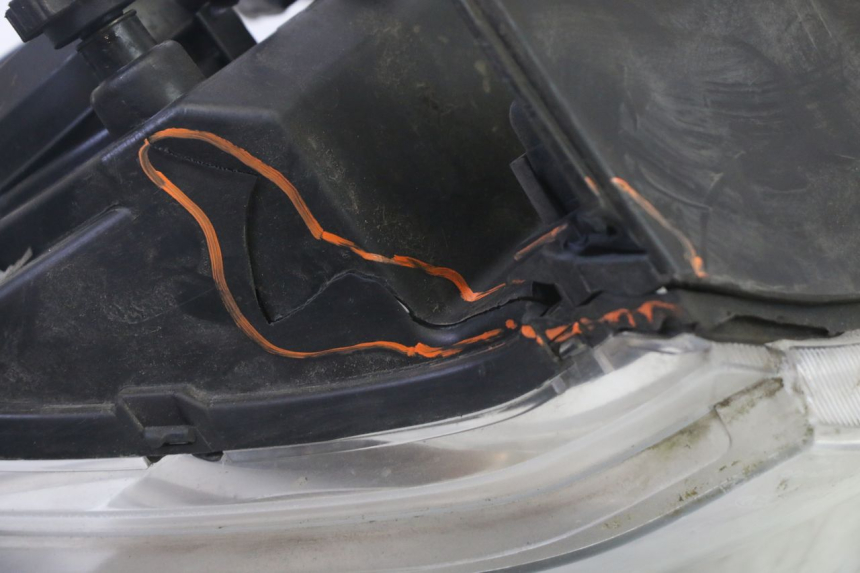 photo de FANALE ANTERIORE HONDA FES S-WING SWING ABS 125 (2007 - 2015) - Ricambio usato controllato