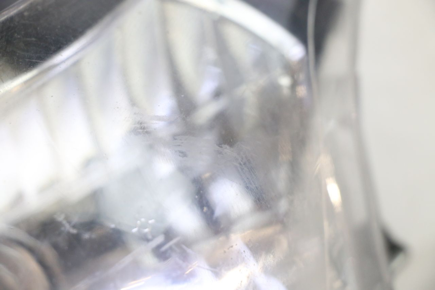 photo de FARO ANTERIORE STAHO FH 50 (2018 - 2019) - Primo piano tecnico