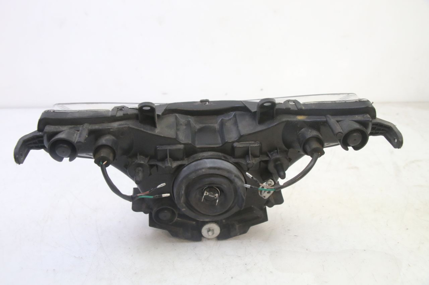 photo de FARO ANTERIORE STAHO FH 50 (2018 - 2019) - Stato della superficie e materiale