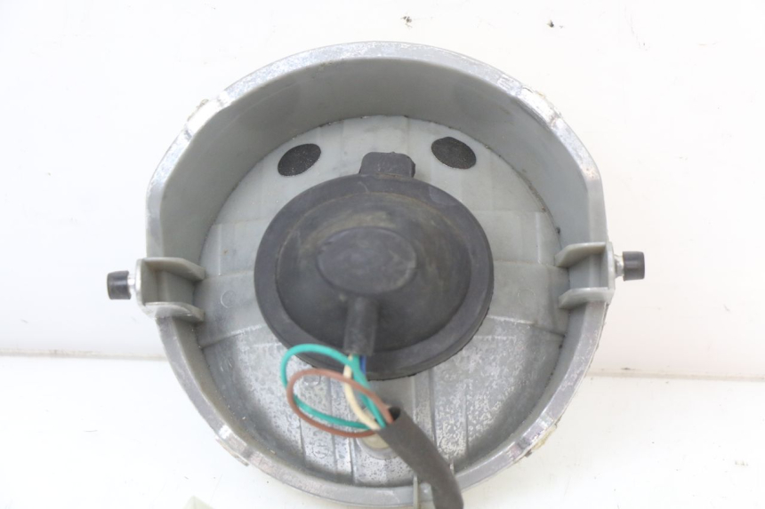 photo de FANALE ANTERIORE SYM FIDDLE 2 50 (2008 - 2013) - Primo piano tecnico