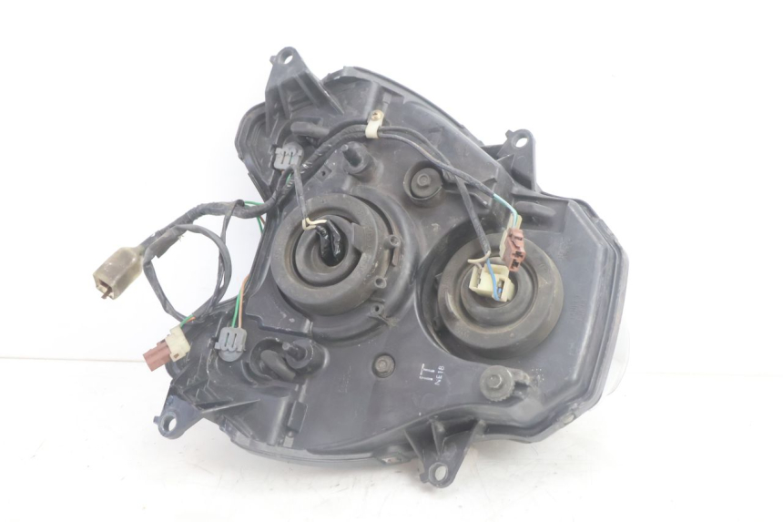 photo de FARO ANTERIORE HONDA FJS SILVER WING SILVERWING 400 (2005 - 2008) - Dettagli dei punti di fissaggio