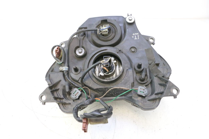 photo de FARO ANTERIORE HONDA FJS SILVER WING SILVERWING 400 (2005 - 2008) - Angolazione alternativa