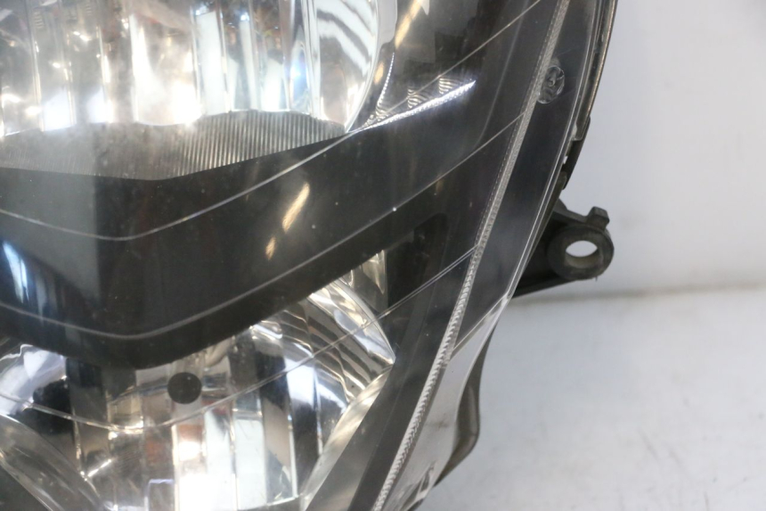 photo de FARO ANTERIORE HONDA FJS SILVER WING SILVERWING 400 (2005 - 2008) - Stato della superficie e materiale