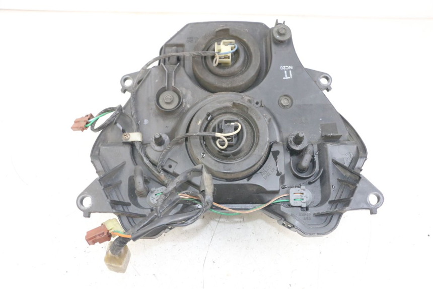 photo de FARO ANTERIORE HONDA FJS SILVERWING SILVER WING 600 (2001 - 2010) - Dettagli dei punti di fissaggio