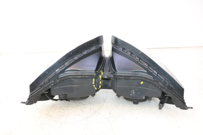 photo de FARO ANTERIORE YAMAHA FZ8 800 (2010 - 2016) - Zoom qualità usato