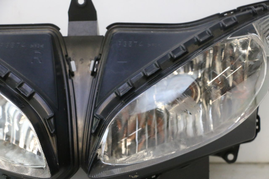 photo de FARO ANTERIORE YAMAHA FZ8 800 (2010 - 2016) - Altra angolazione