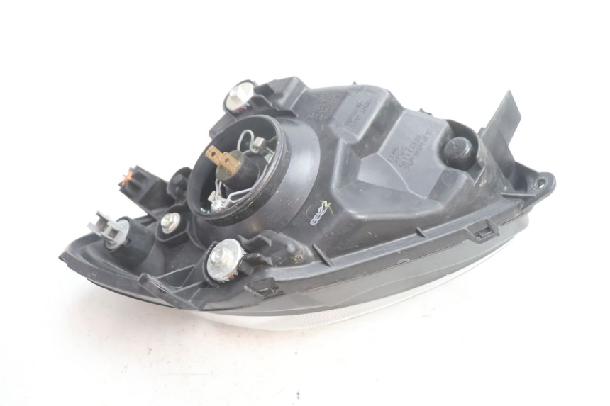 photo de FARO ANTERIORE SINISTRA SUZUKI BURGMAN EXECUTIVE ABS 650 (2006 - 2012) - Dettagli dei punti di fissaggio