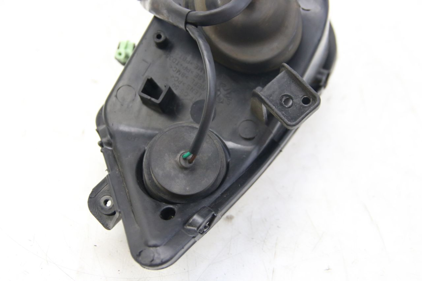 photo de FANALE ANTERIORE SINISTRO PEUGEOT CITYSTAR AIR 125 (2014 - 2017) - Zoom sullo stato d'uso