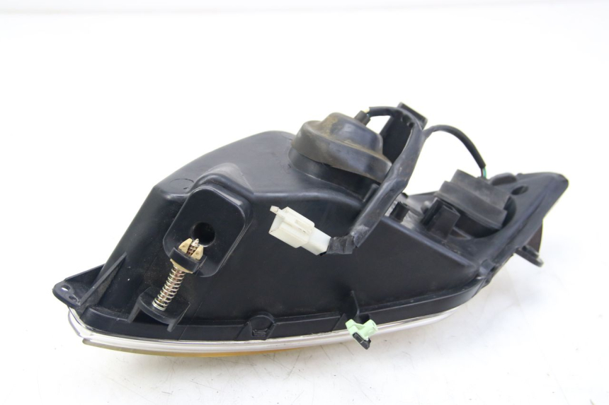 photo de FANALE ANTERIORE SINISTRO PEUGEOT CITYSTAR AIR 125 (2014 - 2017) - Primo piano tecnico