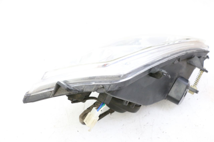 photo de FANALE ANTERIORE SINISTRO PEUGEOT CITYSTAR 50 (2013 - 2017) - Caratteristiche distintive