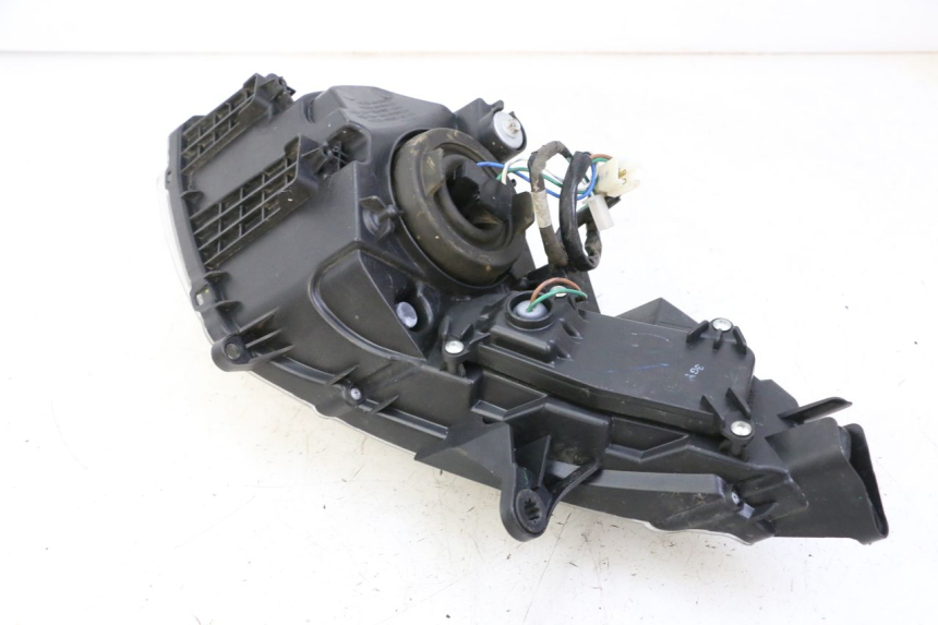 photo de FARO ANTERIORE SINISTRA SYM JOYMAX 125 (2010 - 2017) - Dettaglio del componente