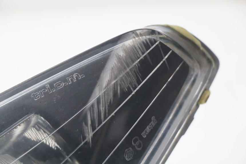 photo de FANALE ANTERIORE SINISTRO GILERA NEXUS 125 (2009 - 2013) - Caratteristiche distintive