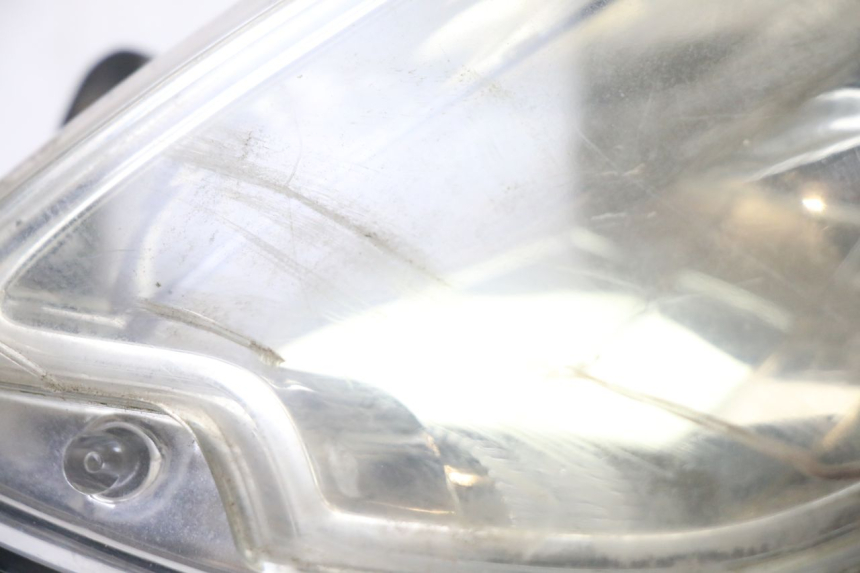 photo de FANALE ANTERIORE SINISTRO PEUGEOT CITYSTAR 2T 50 (2018 - 2021) - Zoom sullo stato d'uso