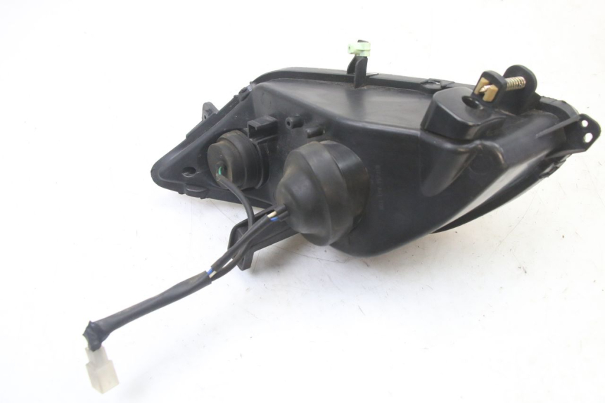 photo de FANALE ANTERIORE SINISTRO PEUGEOT CITYSTAR 2T 50 (2018 - 2021) - Primo piano tecnico