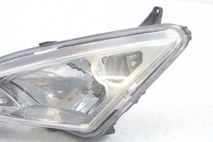 photo de FARO ANTERIORE SINISTRA PEUGEOT SPEEDFIGHT 3 LC 2T 50 (2009 - 2015) - Zoom sullo stato d'uso