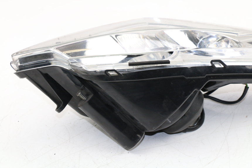 photo de FANALE ANTERIORE SINISTRO PEUGEOT SATELIS COMPRESSOR K15 125 (2006 - 2009) - Foto prodotto supplementare