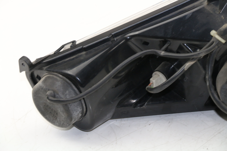 photo de FANALE ANTERIORE SINISTRO PEUGEOT SATELIS COMPRESSOR K15 125 (2006 - 2009) - Foto prodotto supplementare