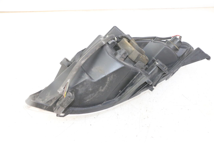 photo de FANALE ANTERIORE SINISTRO PEUGEOT SATELIS 125 (2013 - 2018) - Dettaglio del componente