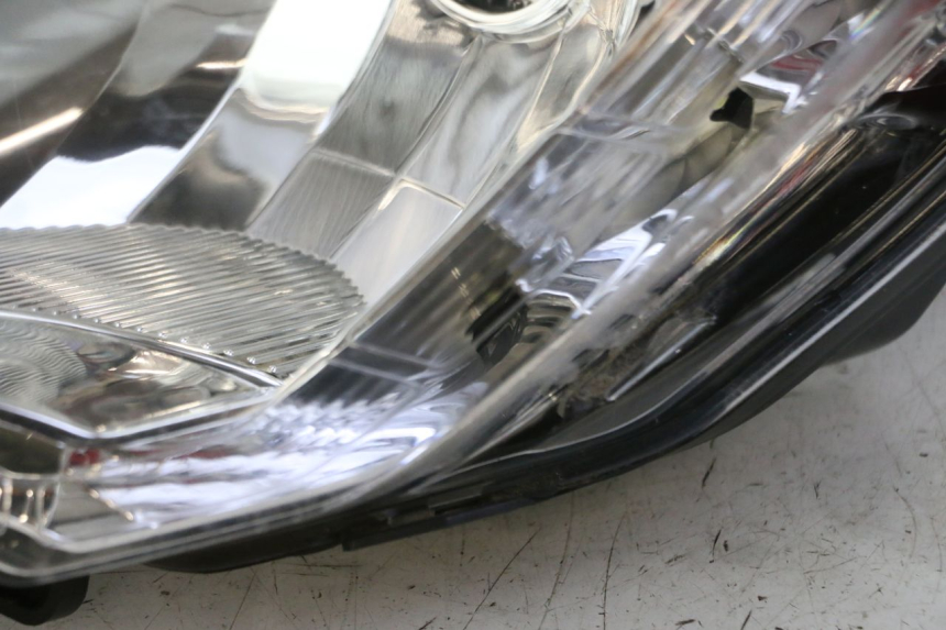 photo de FANALE ANTERIORE SINISTRO PEUGEOT SATELIS 125 (2013 - 2018) - Foto prodotto supplementare