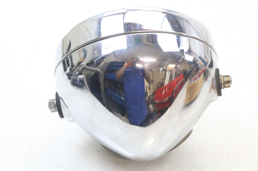 photo de FARO ANTERIORE SUZUKI GN 125 (1997 - 2000) - Altra angolazione