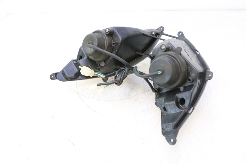 photo de FARO ANTERIORE VASTRO GP 2T 50 (2013 - 2017) - Dettaglio del componente