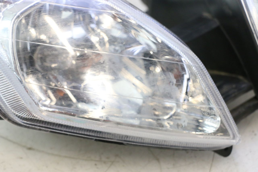 photo de FARO ANTERIORE VASTRO GP 2T 50 (2013 - 2017) - Marcature e riferimenti originali