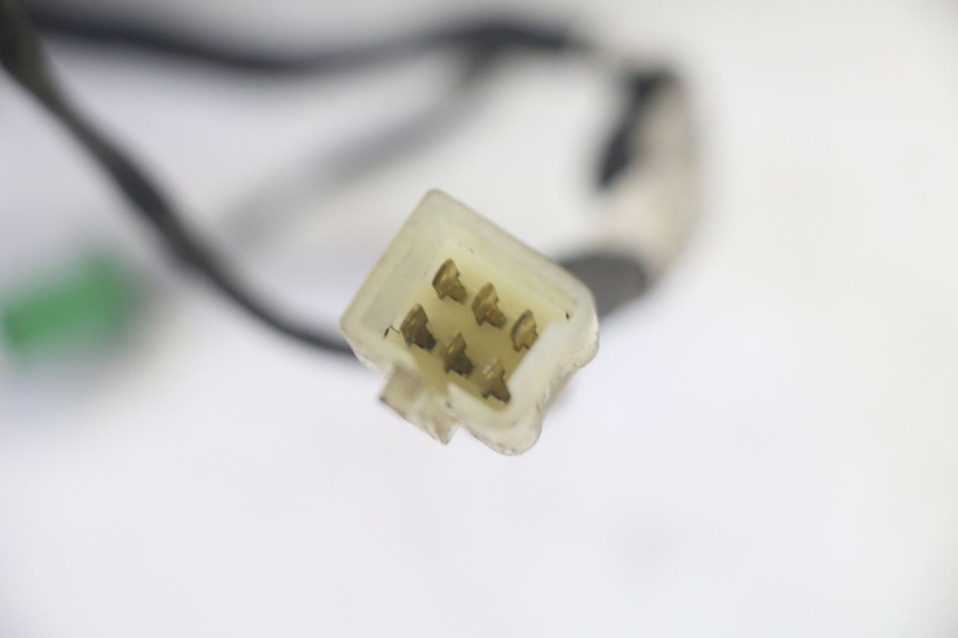 photo de FARO ANTERIORE KAWASAKI GPX R WARBIRD 600 (1988 - 1993) - Caratteristiche distintive